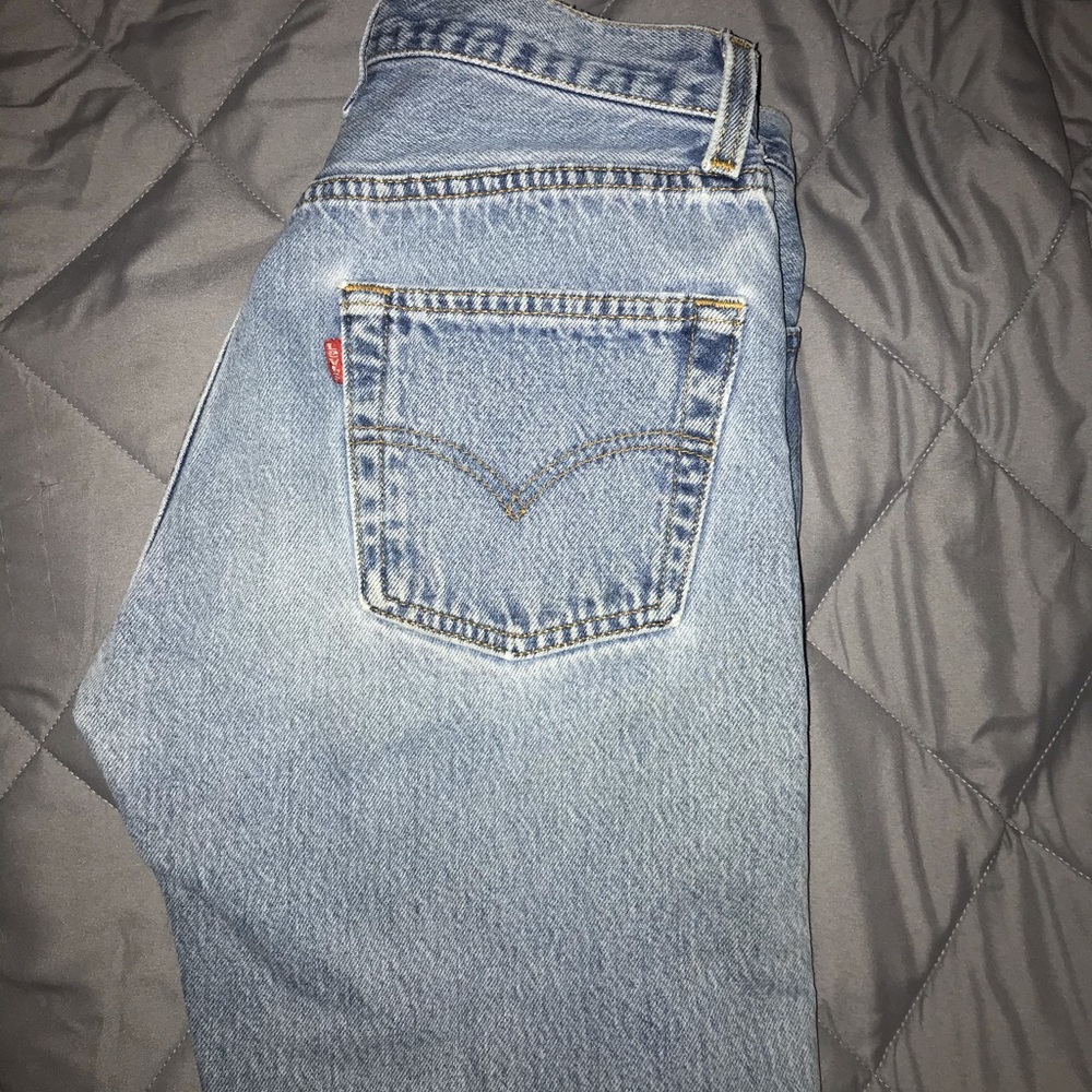 Levi jeans